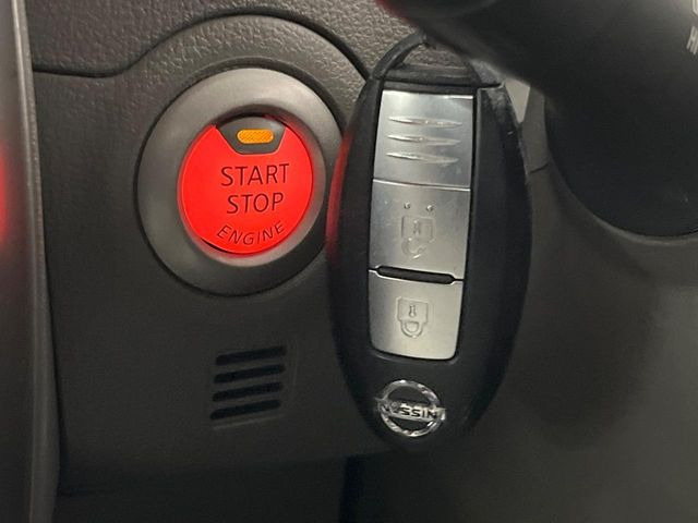 �y�C���e���W�F���g�L�[�z�J�o����|�P�b�g�ɓ��ꂽ�܂܂ł��h�A�̎{���E�������\�ȃX�}�[�g�L�[�𑕔��B�G���W���̃I���E�I�t�����J�M�����o���K�v����������Ƃ��Ă��֗��ł���