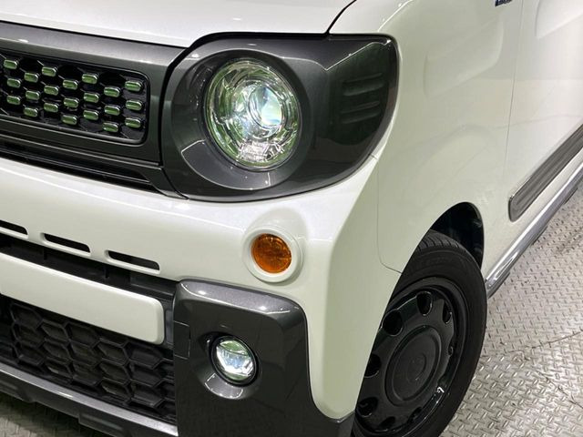 �yLED�w�b�h���C�g�z���V����ԑ��s�����ǍD�Ȏ��E���m�ۂ����S���ĉ^�]�ł��鍂�P�xLED�w�b�h���C�g�𑕔�!�_�����x�������A����d�͂��}�����Ă��܂��B