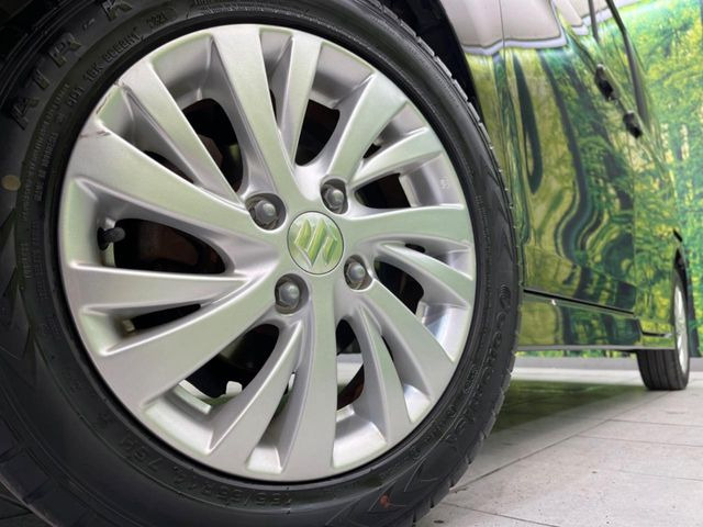 �y����14�C���`�A���~�z�C�[���z�O�ςɃ}�b�`���������A���~�z�C�[���𑕒����Ă���܂��B�e��ЊO�A���~�z�C�[����A�X�^�b�h���X�^�C�����戵�����Ă���܂��B���񂲑��k����������