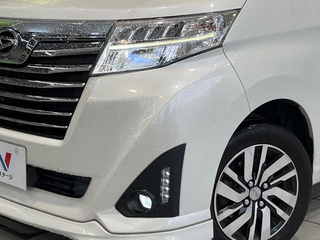 �yLED�w�b�h���C�g�z���V����ԑ��s�����ǍD�Ȏ��E���m�ۂ����S���ĉ^�]�ł��鍂�P�xLED�w�b�h���C�g�𑕔�!�_�����x�������A����d�͂��}�����Ă��܂��B