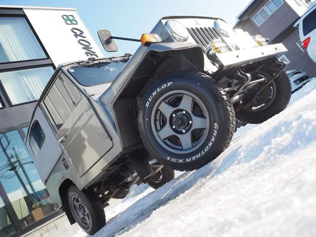 ���Ԃ̏�ԂŋC�ɂȂ镔�����������܂�����A���[���ɂČf�ڒ��ȊO�̉摜�⓮��������肷�邱�Ƃ��\�ł�!�J�[�Z���T�[�o�R�ɂĂ��₢���킹�������A���ڃ��[��:world_clovercars@yahoo.co.jp�܂ł��A����������