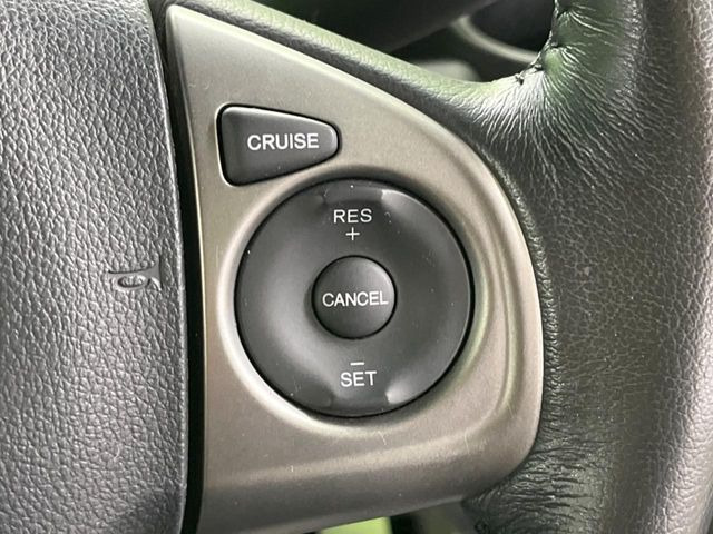 �y�N���[�Y�R���g���[���z�������H�����N���N���s�B�A�N�Z���𗣂��Ă���葬�x�ő��s���ł��A�������^�]���̕��S���y��!�����E�������ȒP�ȃX�C�b�`����Œ����ł��܂��B