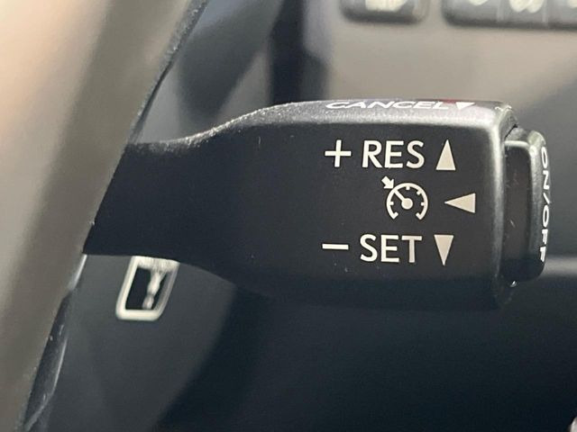 �y�N���[�Y�R���g���[���z�������H�����N���N���s�B�A�N�Z���𗣂��Ă���葬�x�ő��s���ł��A�������^�]���̕��S���y��!�����E�������ȒP�ȃX�C�b�`����Œ����ł��܂��B