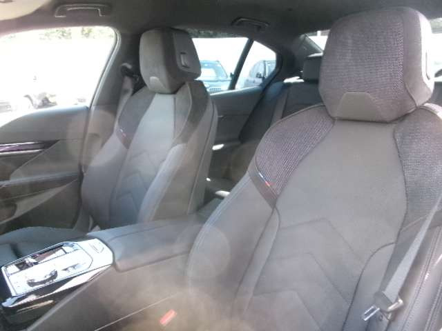 5シリーズセダン523d xドライブ Mスポーツ 4WD