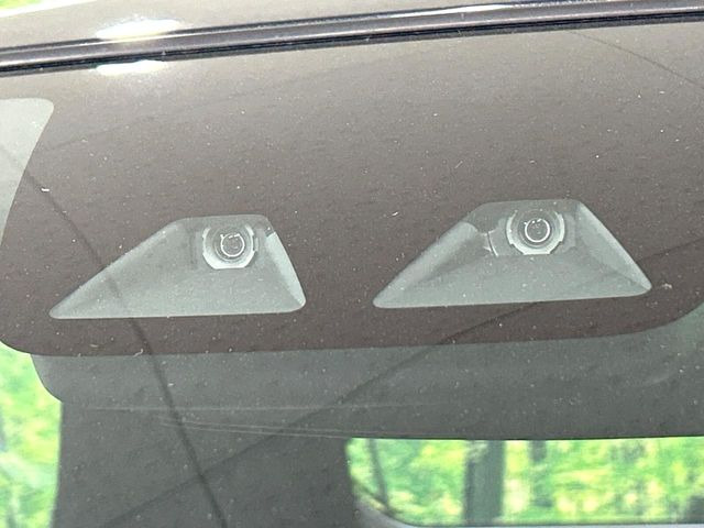 �y�X�}�[�g�A�V�X�g�z���s���ɑO���̎ԗ�����F�����A�Փ˂������Ȏ��͌x��ƃu���[�L�ŏՓˉ���Ɣ�Q�y�����A�V�X�g�B�����S�Ƀh���C�u�����y���݂��������܂��B