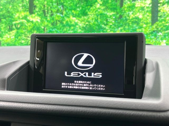 �y���[�J�[�����i�r�z�C���e���A�ɗn�����ރX�^�C���b�V���ȁu��p�݌v�v���[�J�[�i�r�𑕔��􎋔F���⑀�쐫�ȂǊ�{���\�ɂ��D��A���㎿�ȃJ�[���C�t�����y���݂��������܂��B