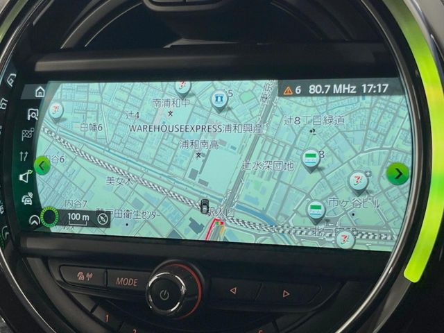 �������i�r:��̊��̂���i�r�́A����������ԓ������o���Ă���܂��B�I�[�f�B�I�@�\���[�����Ă���܂��̂ŁA�^�]�����y���߂܂���