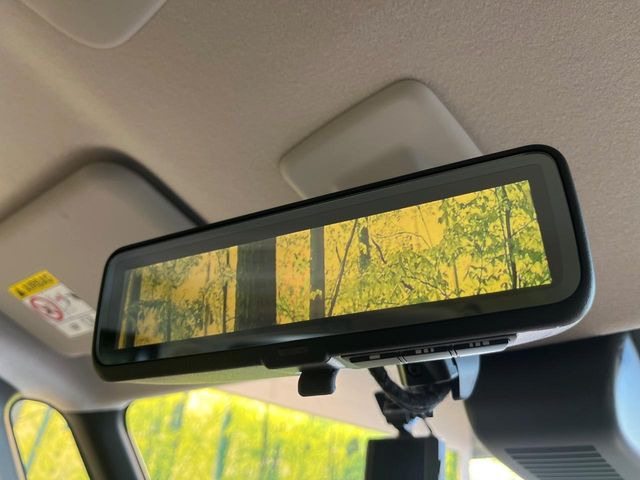 �y�f�W�^�����[���~���[�z��Ȃ̑傫�ȉו��⓯��҂Ō�����m�F���Â炢���ł����S!�J�������B�e�����ԗ�����̉f�������[���~���[���ɕ\���B�N���A�Ȏ��E�ŏ󋵂̊m�F���\�ł�!