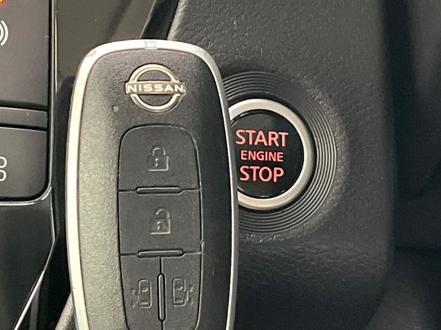 �y�C���e���W�F���g�L�[�z�J�o����|�P�b�g�ɓ��ꂽ�܂܂ł��h�A�̎{���E�������\�ȃX�}�[�g�L�[�𑕔��B�G���W���̃I���E�I�t�����J�M�����o���K�v����������Ƃ��Ă��֗��ł���