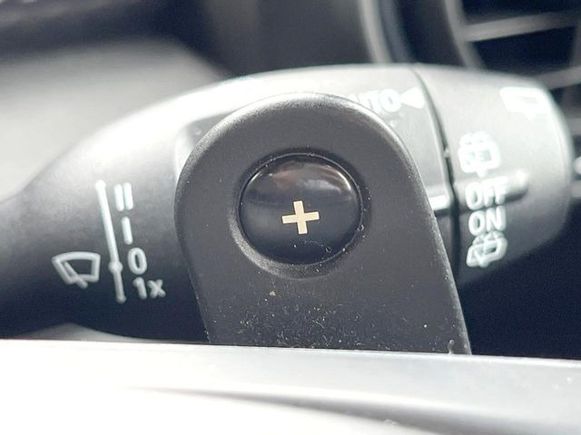 ���X�e�A�����O�p�h���V�t�g:�N�C�b�N�ȃV�t�g���삪�\!���X�|���X�������A���Ȃ��̃M�A�ϑ��ɂ�������Ƃ��Ă��Ă���܂�!���Ԃƈ�̂ƂȂ�鑕���ł��B