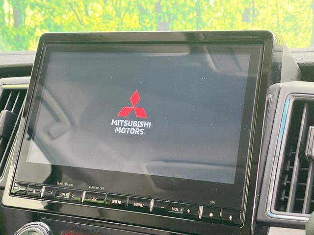 �y�����i�r�z�l�C�̏����i�r�𑕔����Ă���܂��B�i�r�̎g���₷���͂������A�I�[�f�B�I�@�\���[��!�L�����v�◷�s�͂������A�ʋ΂┃�����ȂǕ��i�̃h���C�u���y�����Ȃ�͂���