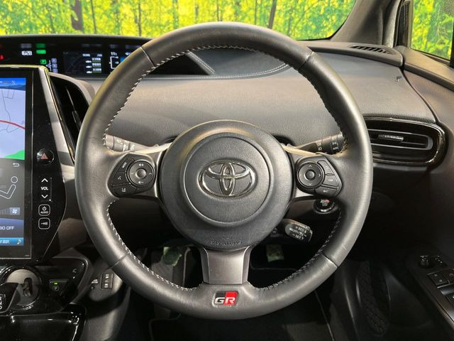 �y�����v�����X�e�A�����O�z�㎿�Ȋv���g�p���邱�ƂŁA��ɂ����������݂ƂĂ��^�]���₷���n���h���ł���