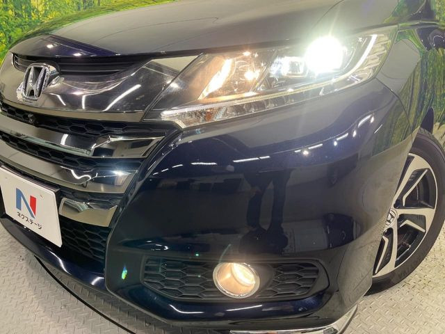 �yLED�w�b�h���C�g�z���V����ԑ��s�����ǍD�Ȏ��E���m�ۂ����S���ĉ^�]�ł��鍂�P�xLED�w�b�h���C�g�𑕔�!�_�����x�������A����d�͂��}�����Ă��܂��B