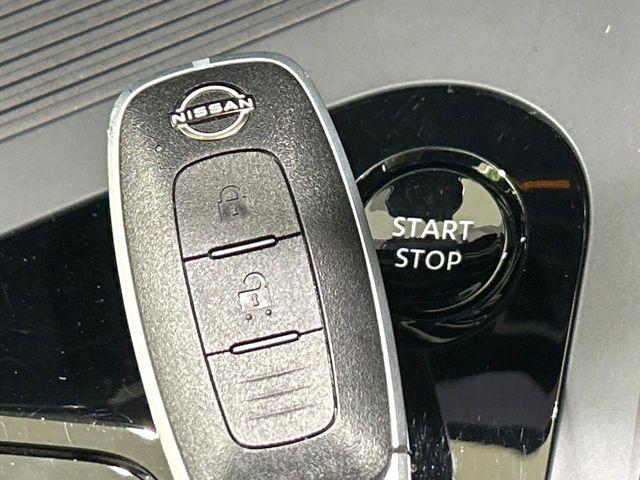 �y�C���e���W�F���g�L�[�z�J�o����|�P�b�g�ɓ��ꂽ�܂܂ł��h�A�̎{���E�������\�ȃX�}�[�g�L�[�𑕔��B�G���W���̃I���E�I�t�����J�M�����o���K�v����������Ƃ��Ă��֗��ł���