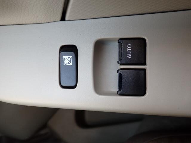 �O�Ȃ̑��̊J�͓d���ɂȂ�܂��̂ŁA�֗��ł���ˁB