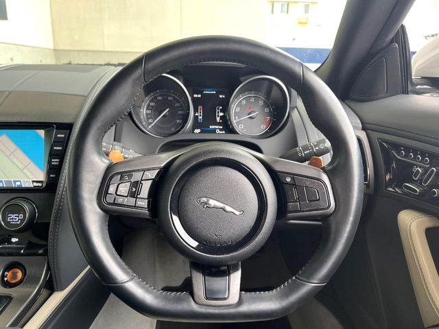 ���n���h�����̃X�������Ȃ��A���ꂢ�ȏ�Ԃ��ێ����Ă���܂��B�e�X�C�b�`���̓�����m�F�ς݂ł��B