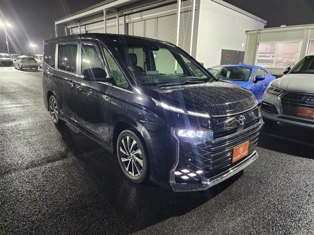 ヴォクシー1.8 ハイブリッド S-Z