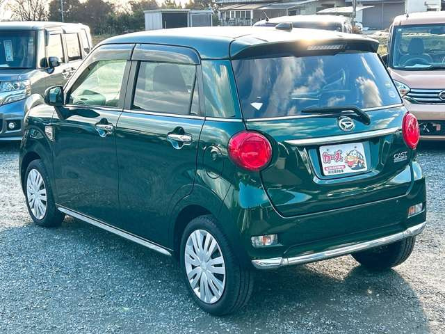 ���X�ł͌y�����Ԃ��畁�ʎԂ܂ŕ��L���I�[�����[�J�[�̎Ԏ�E�F�E�O���[�h��L�x�ɑ����Ă���܂��B