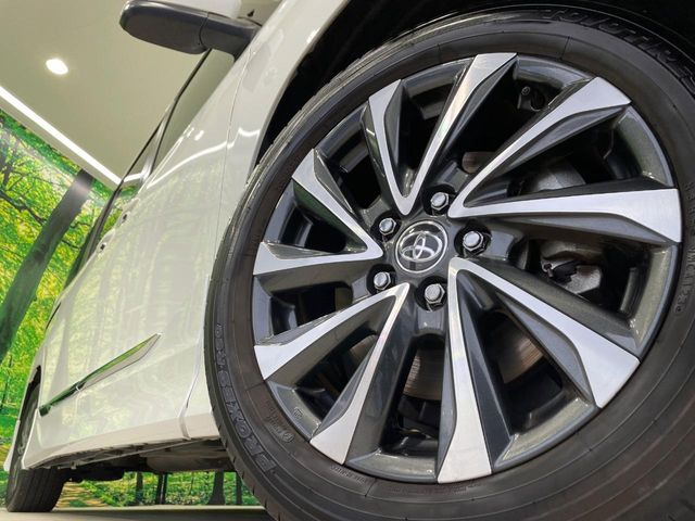 �y����17�C���`�A���~�z�C�[���z�O�ςɃ}�b�`���������A���~�z�C�[���𑕒����Ă���܂��B�e��ЊO�A���~�z�C�[����A�X�^�b�h���X�^�C�����戵�����Ă���܂��B���񂲑��k����������