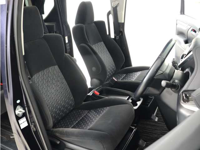 �ǉ��̂��ʐ^�⓮��ȂǁA���[����LINE�ł�����ł��܂�!�C�ɂȂ�_������΂ǂ�Ȃ��Ƃł����X�^�b�t�܂ł��\���t�������������v���ɂ��Ή������Ē����܂�!