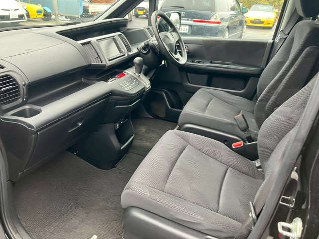 �C�ɂȂ邨�Ԃ�����܂�����E�̓d�b�ԍ����璼�ڂ��X�ɂ��₢���킹���������B�x�����@����ԗ����A��Ԃ܂łȂ�ł������������Ē����܂��B�X�^�b�t�ꓯ���A�����҂����Ă���܂��B