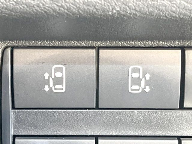 �y�����p���[�X���C�h�h�A�z�X�}�[�g�L�[��^�]�Ȃ̃X�C�b�`�Ō�ȗ����X���C�h�h�A�̊J���\���d��������͂����ăh�A���J����K�v�������A�����Ȃ��q�l�ł��ȒP�ɊJ���߂ł����K�ł���