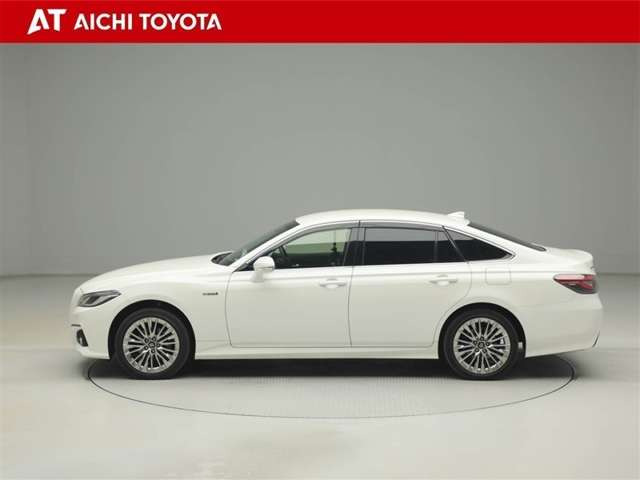 クラウンハイブリッド 2.5 S Four 4WD