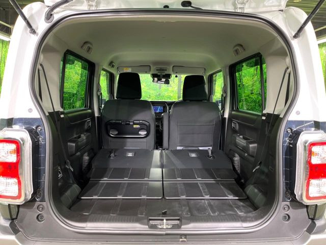 ���i�̂���������ʋ΁A���}���ɏ\���ȉ׎��X�y�[�X���m�ۂ��Ă���܂��B�Z�J���h�V�[�g��|���ƁA�傫�ȉו��̐ύڂ��\�ł���