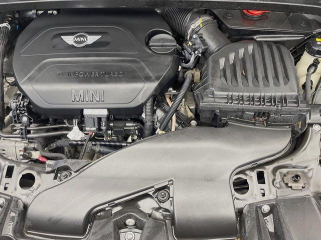 �����X�ł́A�e���[�J�[�̐�p�f�f�e�X�^�[�𓱓��B���Ǝ��i�����e�N�j�J���X�^�b�t���풓���Ă���܂��̂ŁA������̍ۂɂ����S���Ă����p���������܂��B