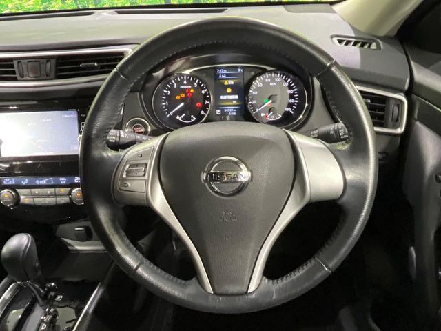 �y�����v�����X�e�A�����O�z�㎿�Ȋv���g�p���邱�ƂŁA��ɂ����������݂ƂĂ��^�]���₷���n���h���ł���