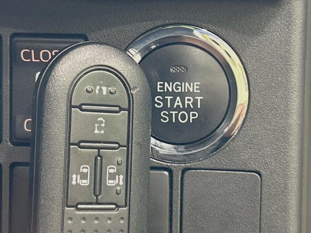 �y�L�[�t���[�V�X�e���z�J�o����|�P�b�g�ɓ��ꂽ�܂܂ł��h�A�̎{���E�������\�ȃX�}�[�g�L�[�𑕔��B�G���W���̃I���E�I�t�����J�M�����o���K�v����������Ƃ��Ă��֗��ł���