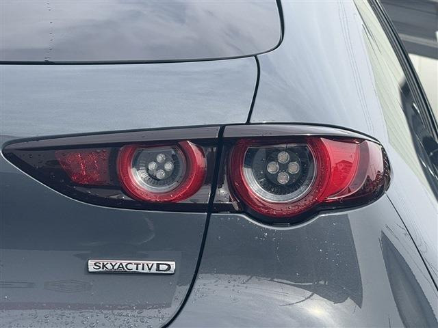 ���Ǝҗl�ւ̔̔��͂��f�肳���Ă��������܂��B �Ԍ������ԗ��̏ꍇ�́A�Ԍ����擾�������x�������z�ŕ\�����Ă���܂��B