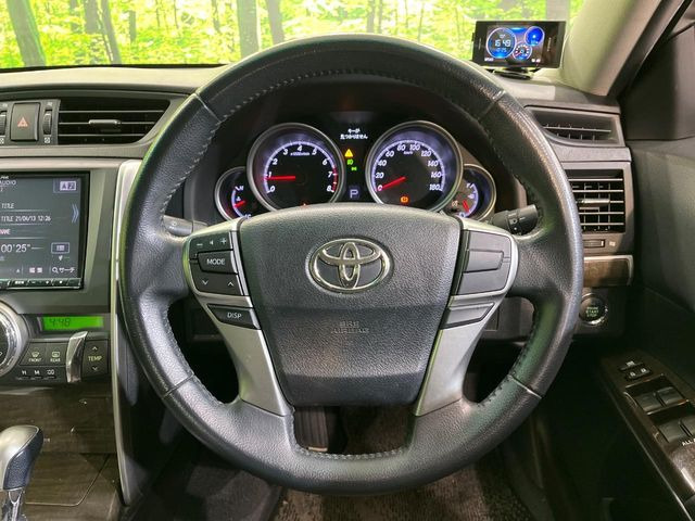 �y�����v�����X�e�A�����O�z�㎿�Ȋv���g�p���邱�ƂŁA��ɂ����������݂ƂĂ��^�]���₷���n���h���ł���