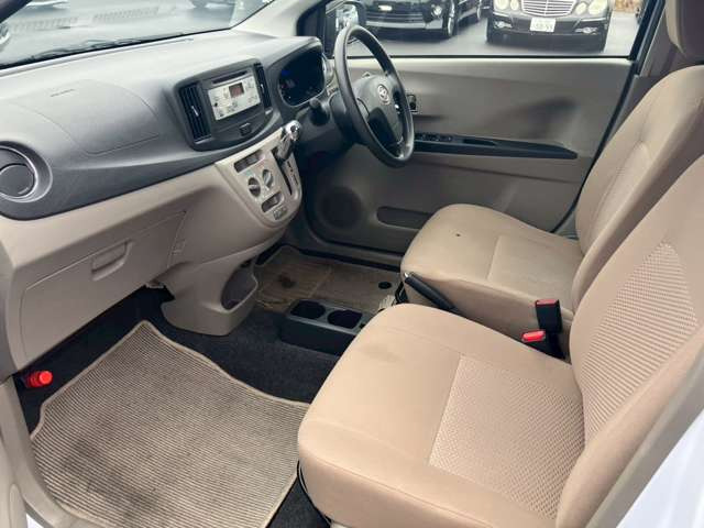 �C�ɂȂ邨�Ԃ�����܂�����E�̓d�b�ԍ����璼�ڂ��X�ɂ��₢���킹���������B�x�����@����ԗ����A��Ԃ܂łȂ�ł������������Ē����܂��B�X�^�b�t�ꓯ���A�����҂����Ă���܂��B