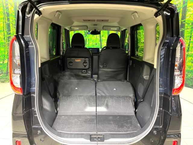 ���i�̂���������ʋ΁A���}���ɏ\���ȉ׎��X�y�[�X���m�ۂ��Ă���܂��B�Z�J���h�V�[�g��|���ƁA�傫�ȉו��̐ύڂ��\�ł���