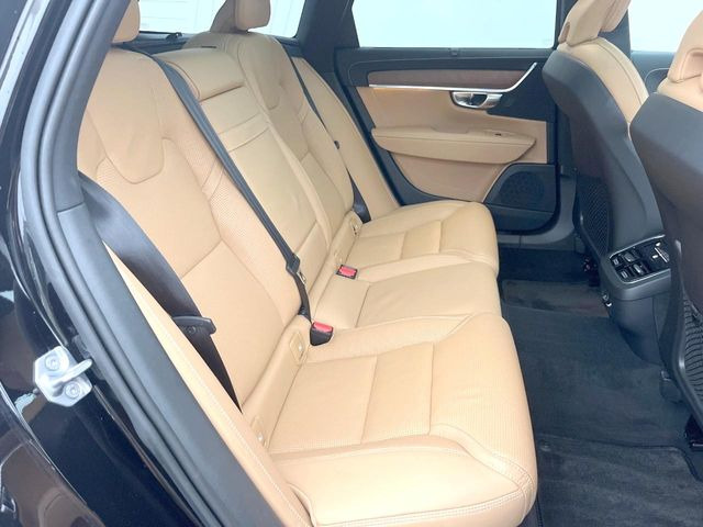 ���㕔���Ȃ��C�ɂȂ�悤�ȃL�Y�E�����ւ��蓙�A�傫�ȃ_���[�W�͂Ȃ��A�ǍD�ȏ�Ԃł��B