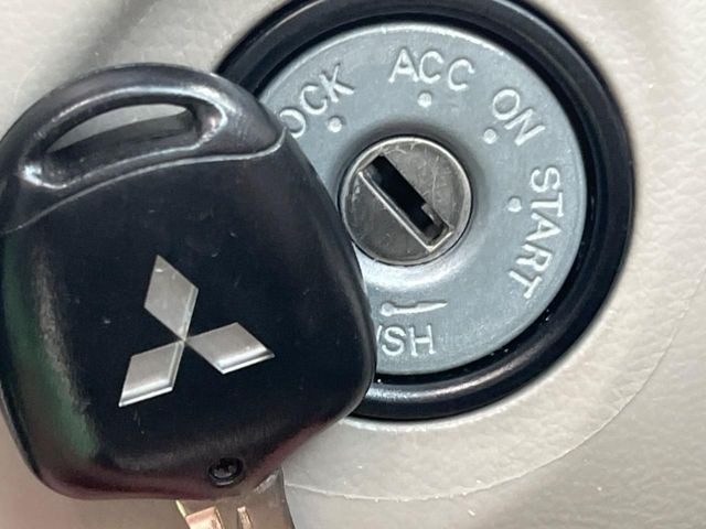 �y�L�[���X�z�������ꂽ�ꏊ����ł��{�^����Ńh�A�̊J���E�{�����ł���̂łƂ��Ă��֗�!�h�A�̌�������ɏ������邱�Ƃ�����܂���