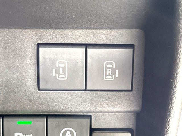 �y�����p���[�X���C�h�h�A�z�X�}�[�g�L�[��^�]�Ȃ̃X�C�b�`�Ō�ȗ����X���C�h�h�A�̊J���\���d��������͂����ăh�A���J����K�v�������A�����Ȃ��q�l�ł��ȒP�ɊJ���߂ł����K�ł���