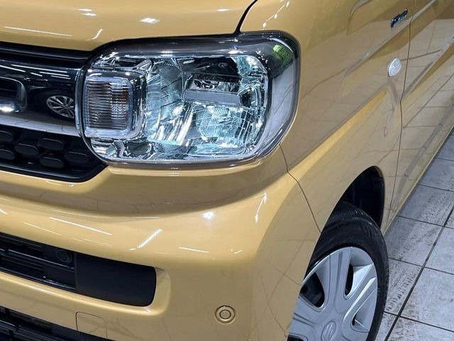 �yLED�w�b�h���C�g�z���V����ԑ��s�����ǍD�Ȏ��E���m�ۂ����S���ĉ^�]�ł��鍂�P�xLED�w�b�h���C�g�𑕔�!�_�����x�������A����d�͂��}�����Ă��܂��B