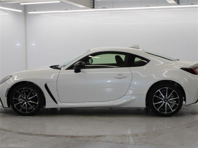 ���Ǝҗl�ւ̔̔��͂��f�肳���Ă��������܂��B �Ԍ������ԗ��̏ꍇ�́A�Ԍ����擾�������x�������z�ŕ\�����Ă���܂��B