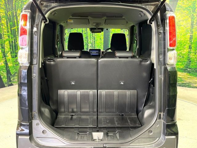 ���i�̂���������ʋ΁A���}���ɏ\���ȉ׎��X�y�[�X���m�ۂ��Ă���܂��B�Z�J���h�V�[�g��|���ƁA�傫�ȉו��̐ύڂ��\�ł���