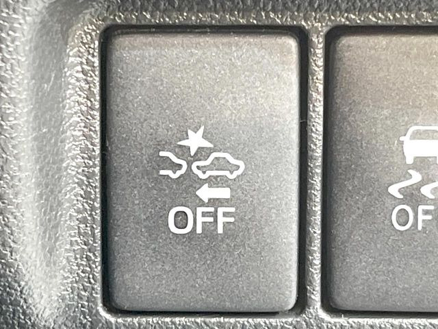 �y�X�}�[�g�A�V�X�g�z���s���ɑO���̎ԗ�����F�����A�Փ˂������Ȏ��͌x��ƃu���[�L�ŏՓˉ���Ɣ�Q�y�����A�V�X�g�B�����S�Ƀh���C�u�����y���݂��������܂��B