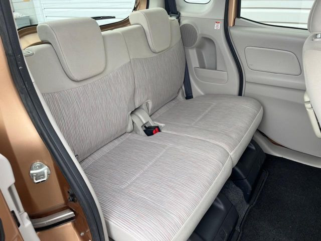 �L�X�Ƃ���2��ڃV�[�g�͋��Z���������A���S�n�����K!�F�B��Ƒ��Ƃ̂��o�����ɂ҂�����ł��B�x�r�[�V�[�g��`���C���h�V�[�g�g�p�������K�ɂ��߂�������������\���ȋ�Ԃ��m�ۂ��Ă��܂��B