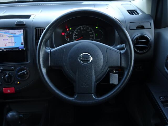 �I���b�N�X�F�蒆�ÎԂ͌��I�����㎿�Ȏ��q�݂̂����͂��v���܂��B�S�ԂɃv���̐E�l�ɂ��O�ꂵ�����O���̐��|�A�����グ�Ă���܂��B