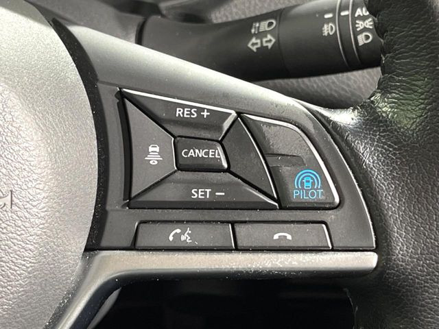 �y�v���p�C���b�g�z�������H�ł̒��������s���y��!!�a�؎��Ə��񑖍s�̃V�[���ŁA�A�N�Z���E�u���[�L�E�X�e�A�����O�������Ő��䂵�A�������^�]�̕��S���y�����Ă���܂���