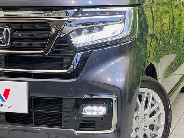 �yLED�w�b�h���C�g�z���V����ԑ��s�����ǍD�Ȏ��E���m�ۂ����S���ĉ^�]�ł��鍂�P�xLED�w�b�h���C�g�𑕔�!�_�����x�������A����d�͂��}�����Ă��܂��B