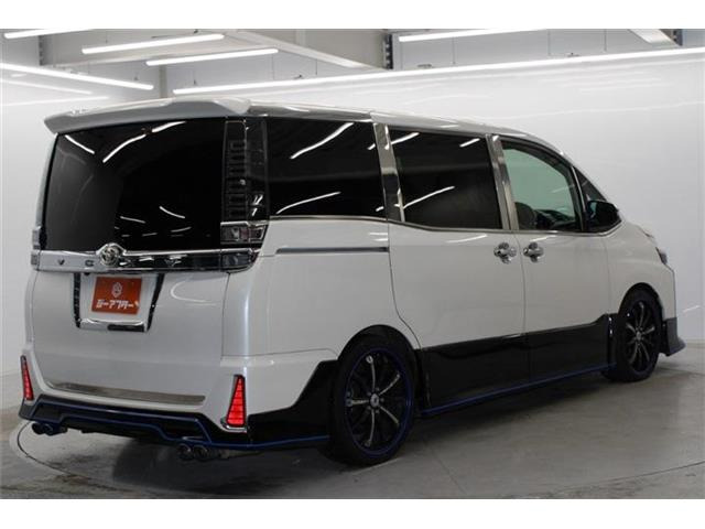 ���Ǝҗl�ւ̔̔��͂��f�肳���Ă��������܂��B �Ԍ������ԗ��̏ꍇ�́A�Ԍ����擾�������x�������z�ŕ\�����Ă���܂��B