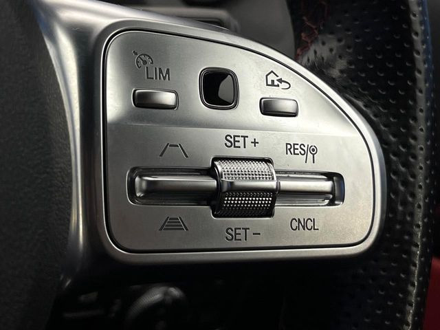 ���f�B�X�g���j�b�N�v���X:�s�s�A�x�O�A�������H�Ȃǂ̑��s���ɁA�X�e���I�}���`�p�[�p�X�J�����ƃ��[�_�[�Z���T�[�ɂ��A�O���Ԃ�F�����đ��x�ɉ������Ԋԋ������ێ����鎟����̃N���R��!