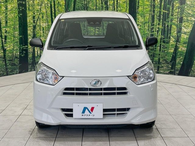 ��D�]�𒸂��Ă���܂��{�f�B�̒e�X�v���b�V���R�[�g���D�]��t���B�ʏ�̃K���X�R�[�g�ƈقȂ�A�ϋv�N��6�N�̖��@���K���X�R�[�e�B���O���A�{�f�B���L���C�ȏ�Ԃɕۂ��Ă���܂��B