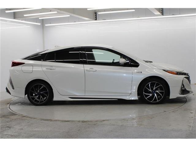 ���Ǝҗl�ւ̔̔��͂��f�肳���Ă��������܂��B �Ԍ������ԗ��̏ꍇ�́A�Ԍ����擾�������x�������z�ŕ\�����Ă���܂��B